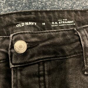 Old Navy Women’s OG Straight Jean - black